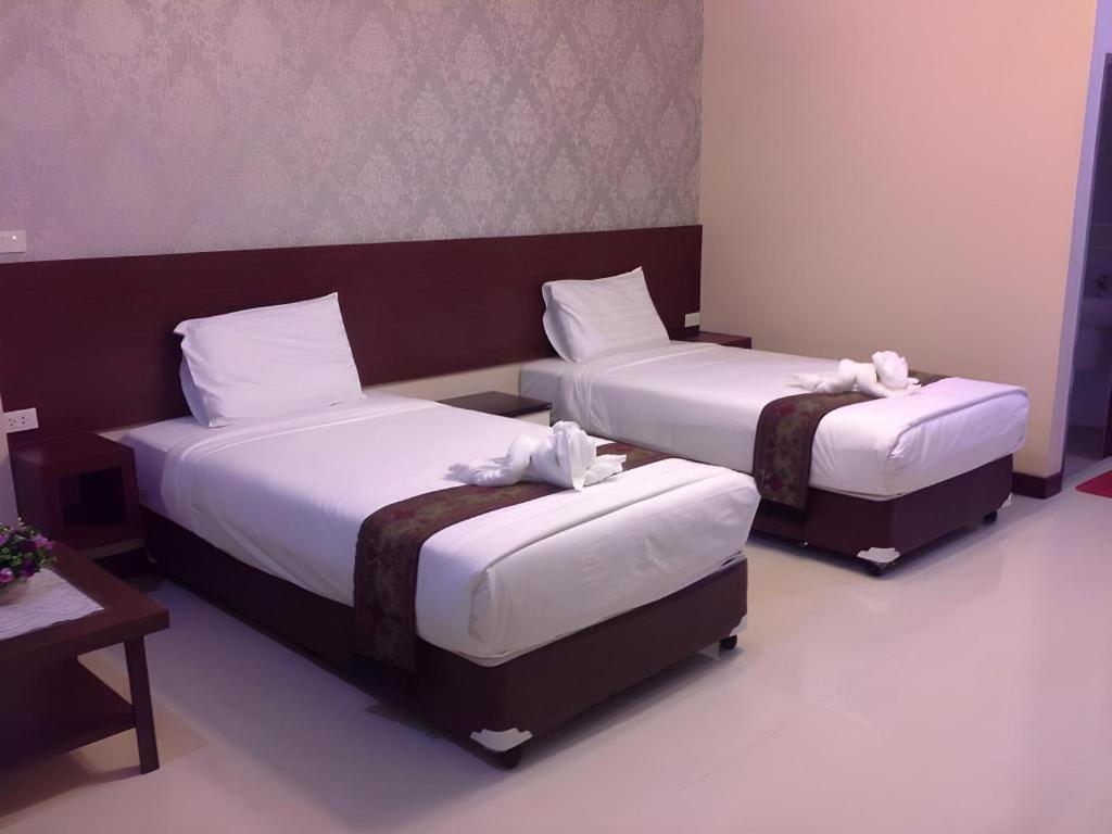 Le Parc Wangnang Hotel Phitsanulok Buitenkant foto