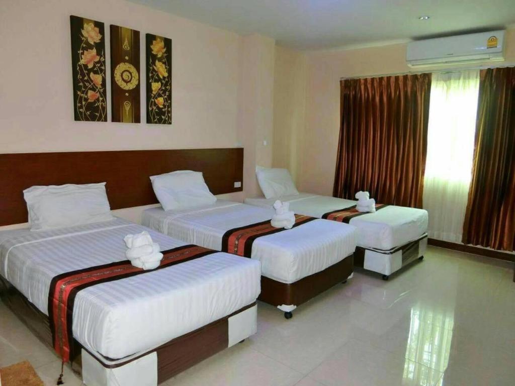 Le Parc Wangnang Hotel Phitsanulok Buitenkant foto