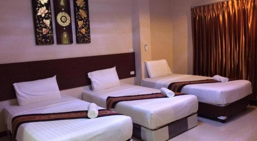 Le Parc Wangnang Hotel Phitsanulok Buitenkant foto