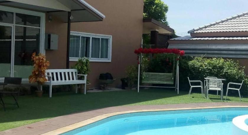 Le Parc Wangnang Hotel Phitsanulok Buitenkant foto