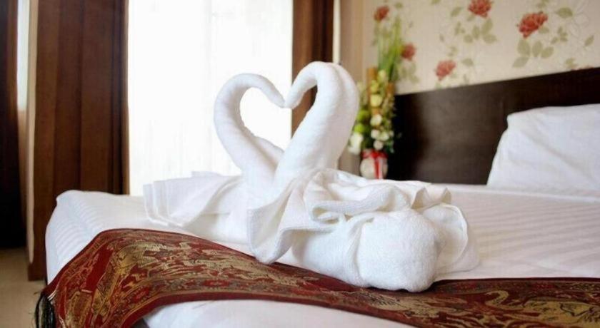 Le Parc Wangnang Hotel Phitsanulok Buitenkant foto
